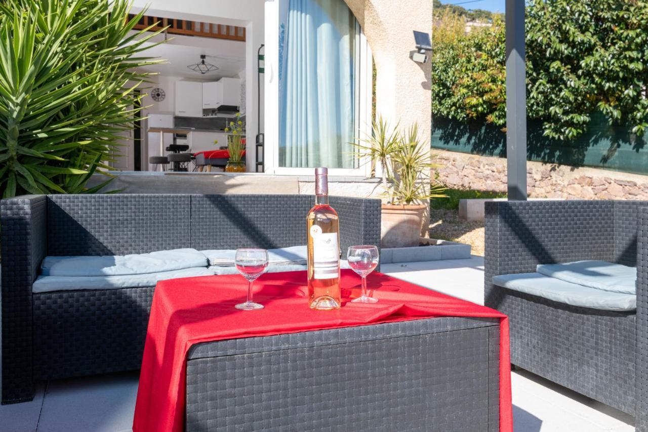 Face A La Mer Superbe Villa Terrasse Barbecue Le Pradet Carqueiranne Eksteriør billede